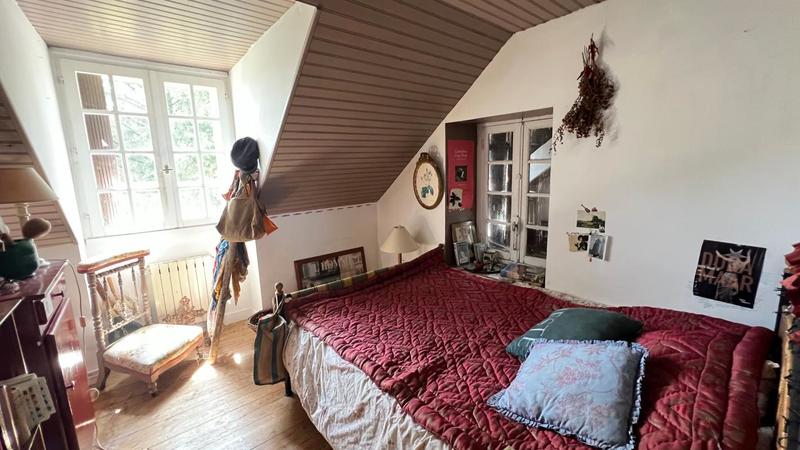 Maison - 152 m² - 8 pièces