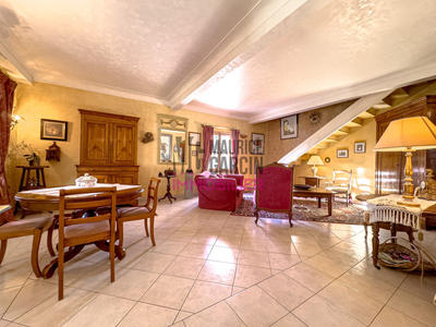 Maison - 145 m² - 5 pièces