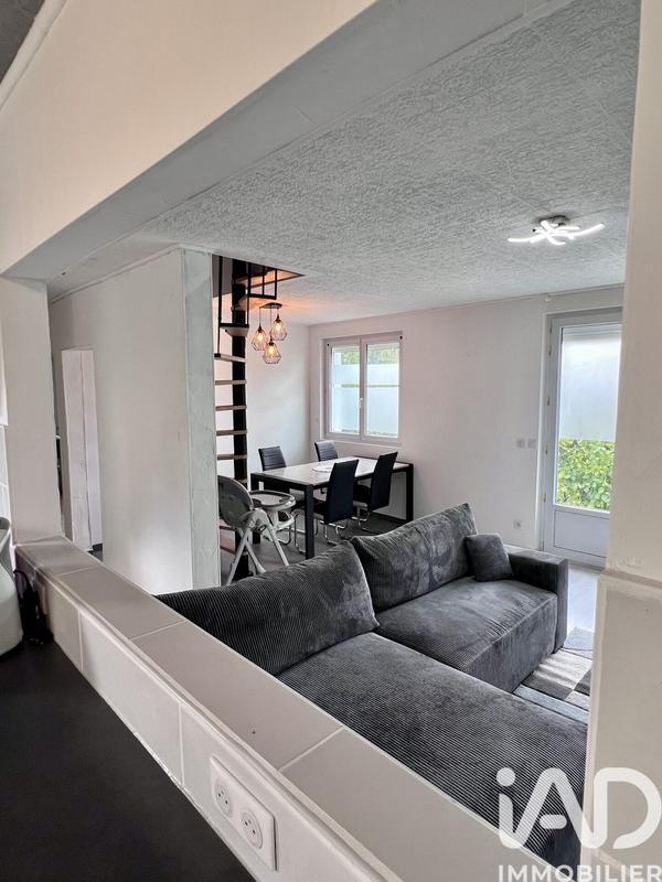 Maison - 88 m² - 6 pièces