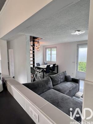 Maison - 88 m² - 6 pièces