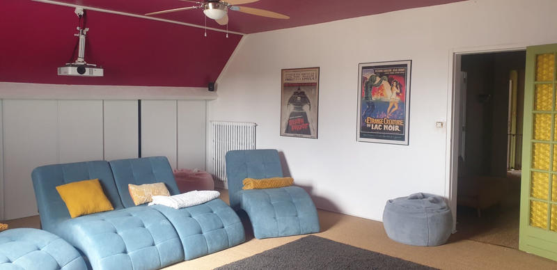 Maison - 167 m² - 8 pièces