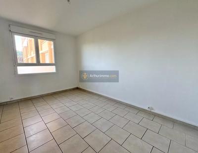 Appartement - 64 m² - 4 pièces