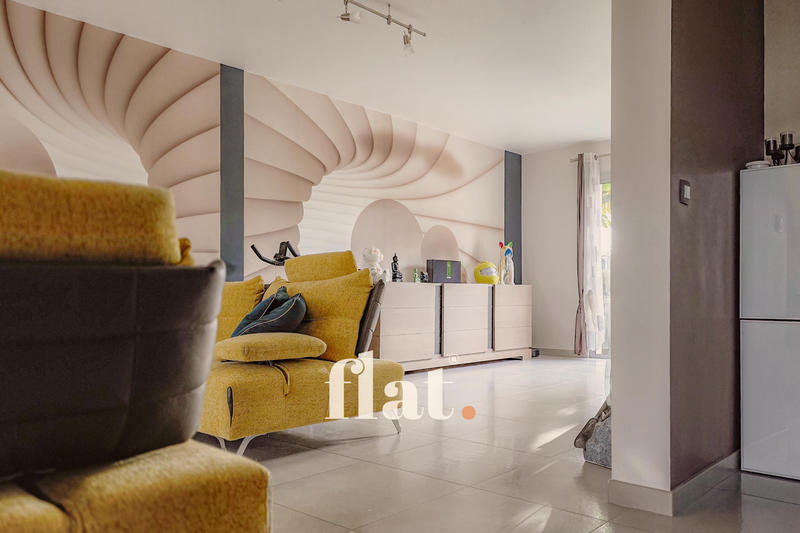 Maison - 175 m² - 6 pièces