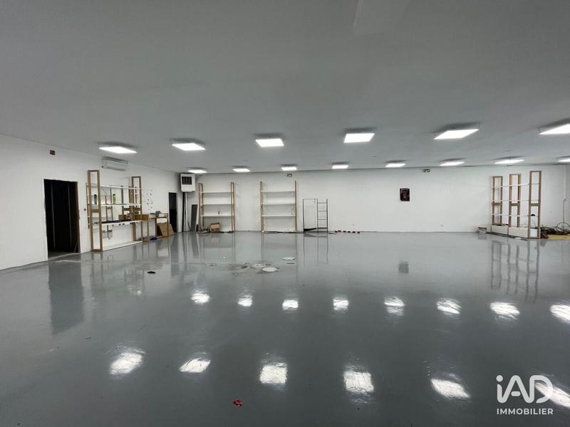 Local commercial - 292 m²