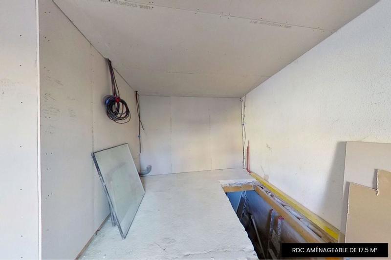 Bureau - 120 m² - 4 pièces