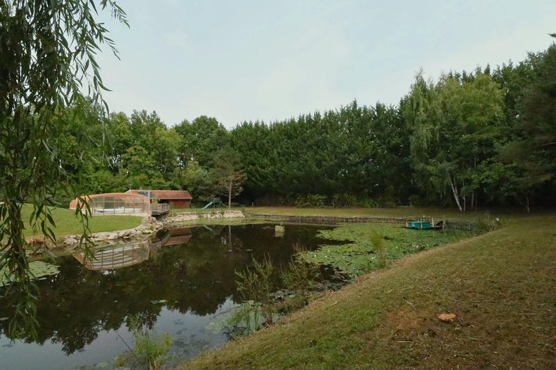 Propriété - 153 m² - 7 pièces