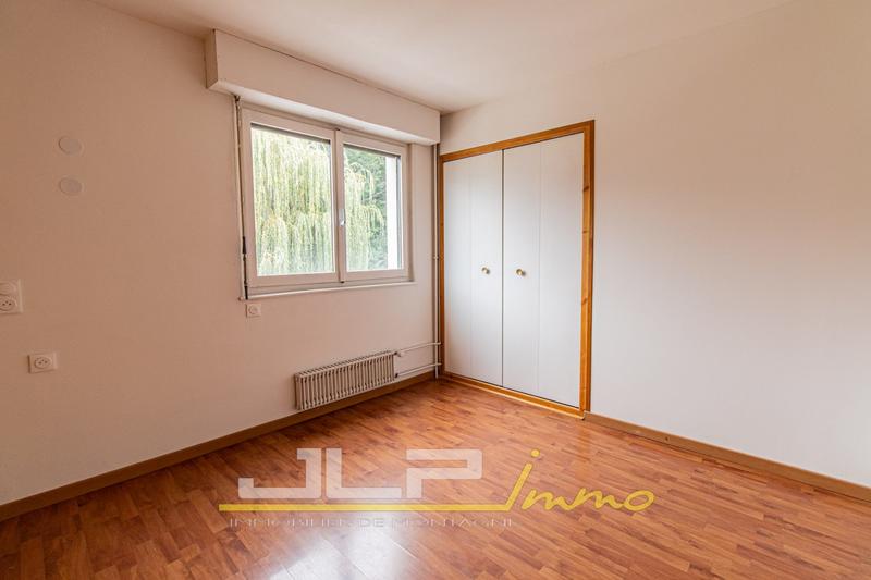 Appartement - 93 m² - 4 pièces