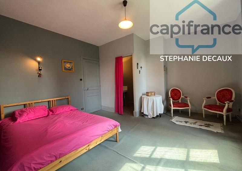 Maison - 315 m² - 13 pièces