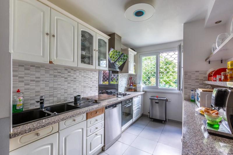 Appartement - 94 m² - 4 pièces