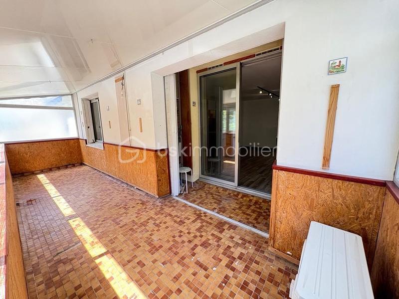 Appartement - 77 m² - 4 pièces