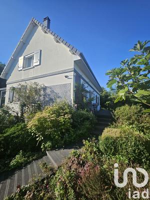 Maison - 144 m² - 5 pièces