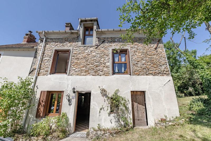 Maison - 105 m² - 4 pièces