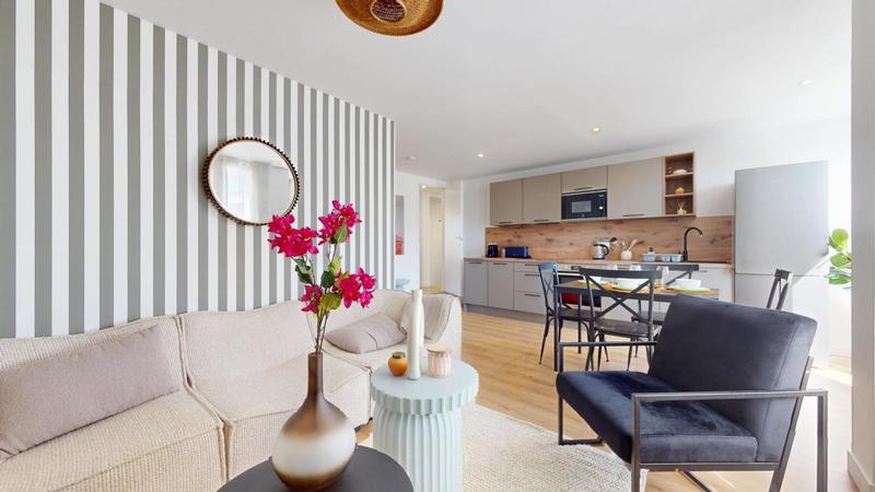 Appartement - 82 m² - 5 pièces