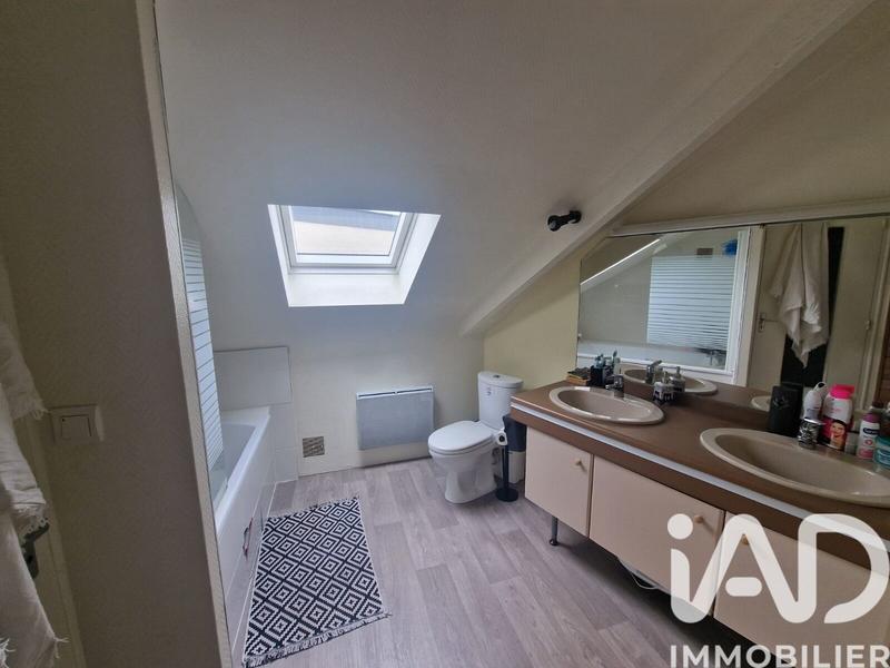 Maison - 271 m² - 7 pièces