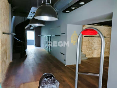 Local commercial - 310 m²