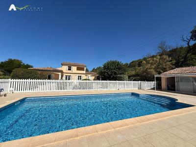 Villa - 169 m² - 5 pièces