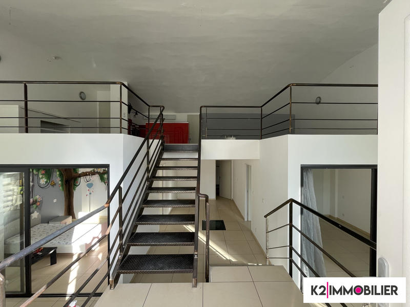 Appartement - 134 m² - 3 pièces