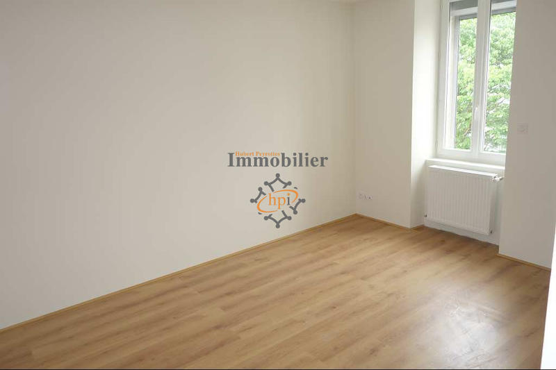 Appartement - 77 m² - 3 pièces