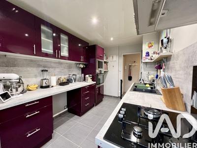 Appartement - 77 m² - 4 pièces