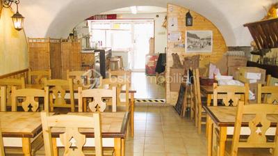 Local commercial - 76 m² - 1 pièce