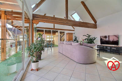 Maison - 181 m² - 8 pièces