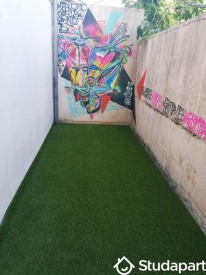 Chambre - 10 m² - 1 pièce