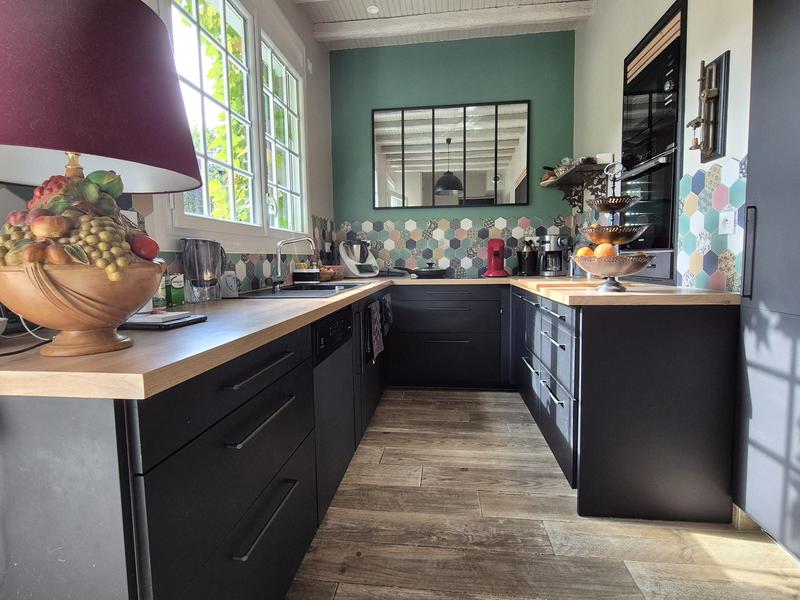 Maison - 288 m² - 7 pièces