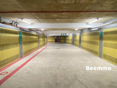 Parking / Garage - 14 m²