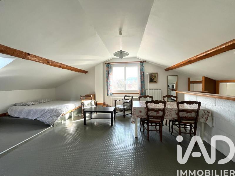 Maison - 197 m² - 7 pièces