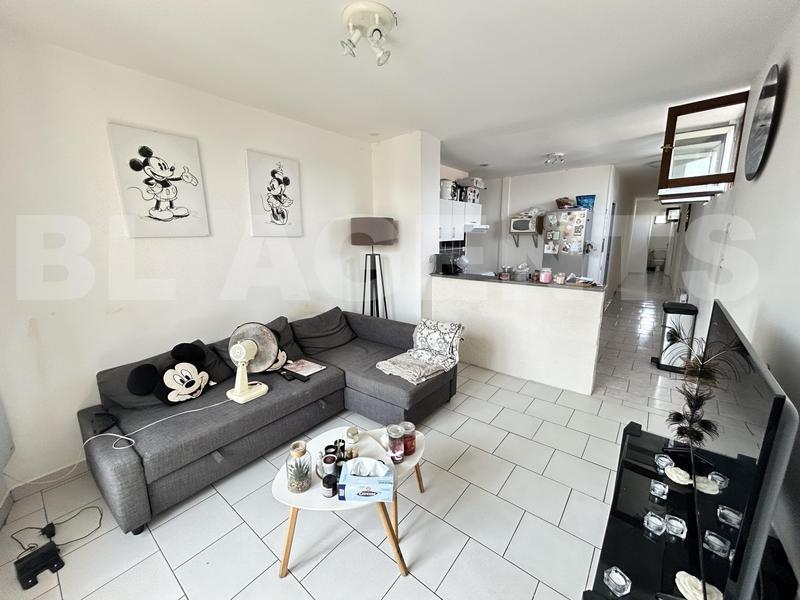 Appartement - 79 m² - 4 pièces