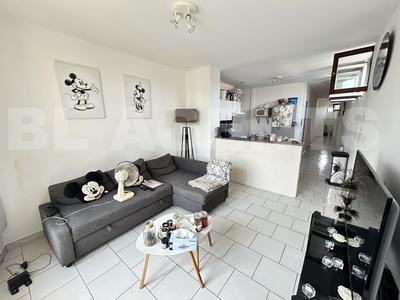 Appartement - 79 m² - 4 pièces