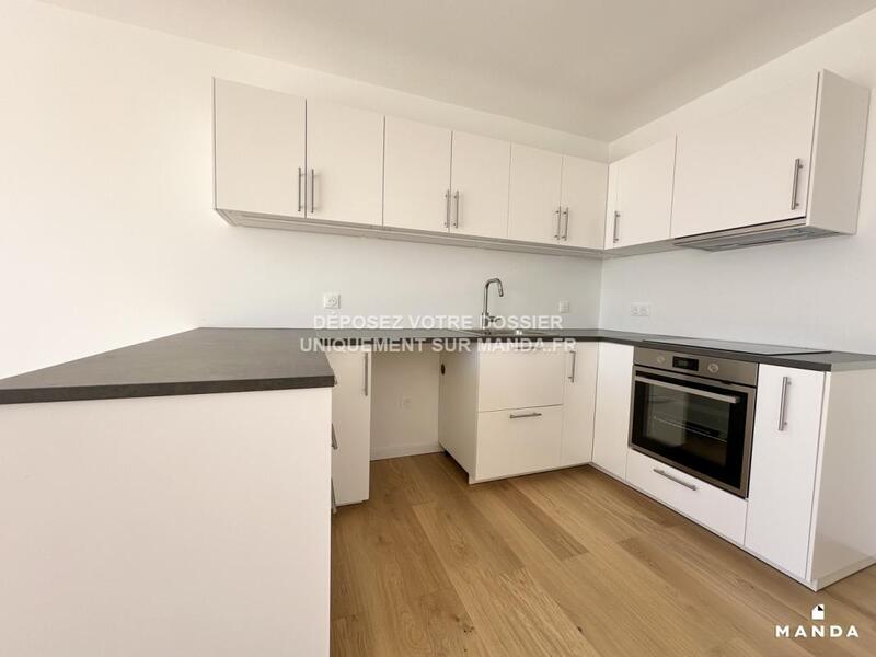 Appartement - 77 m² - 4 pièces