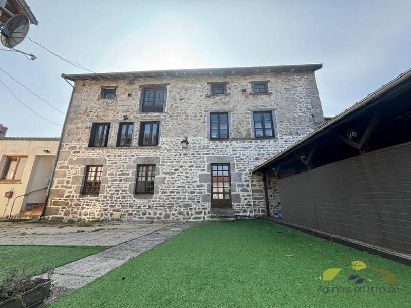 Immeuble - 910 m² - 25 pièces