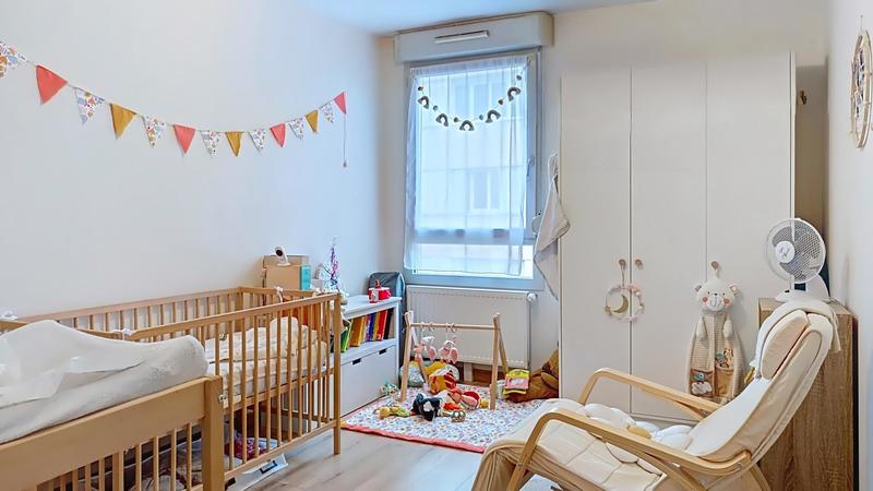 Appartement - 83 m² - 4 pièces