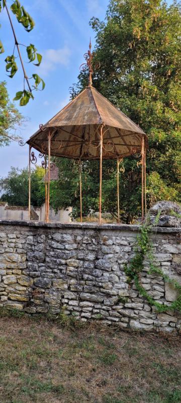 Propriété - 316 m² - 9 pièces