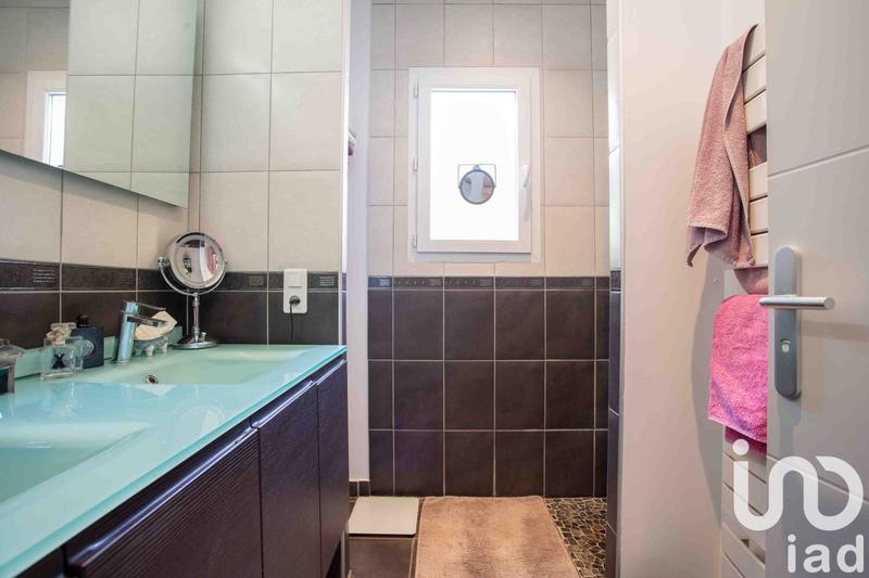 Maison - 94 m² - 4 pièces