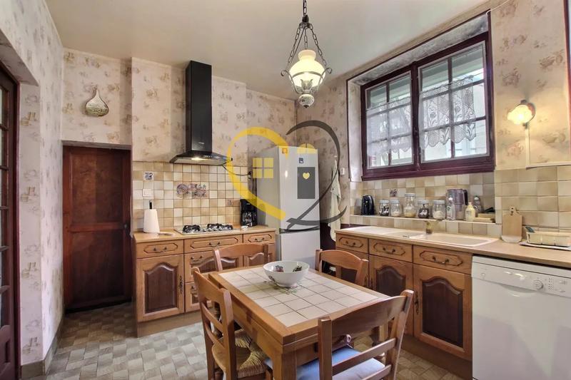 Maison de village - 80 m² - 3 pièces