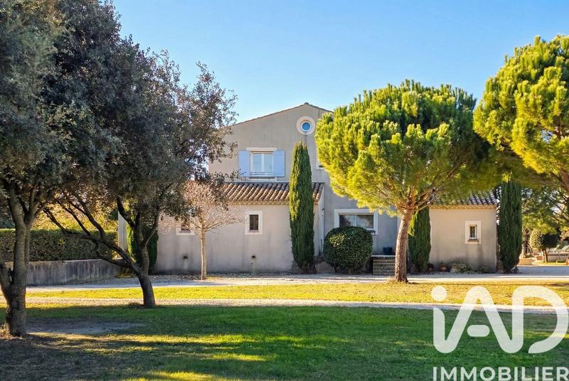 Maison - 348 m² - 12 pièces