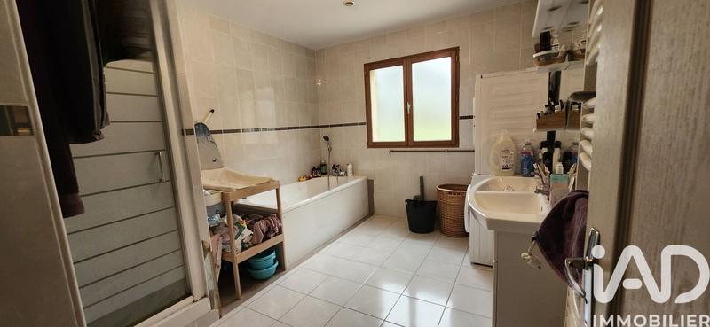 Maison - 170 m² - 8 pièces