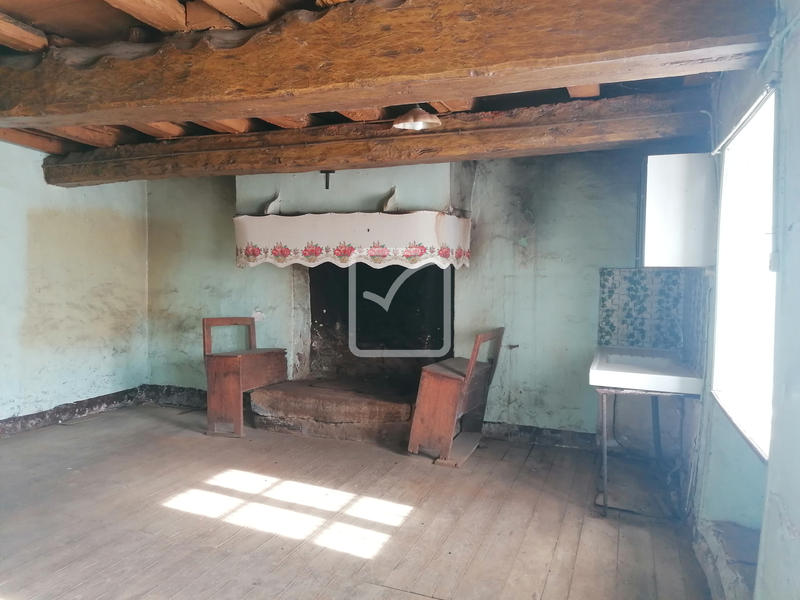 Maison - 92 m² - 6 pièces