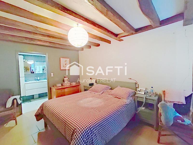 Maison - 180 m² - 5 pièces