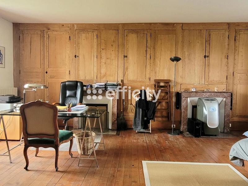 Maison - 180 m² - 7 pièces