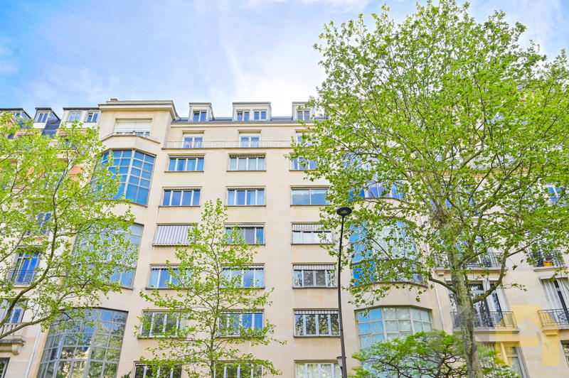 Appartement - 77 m² - 3 pièces