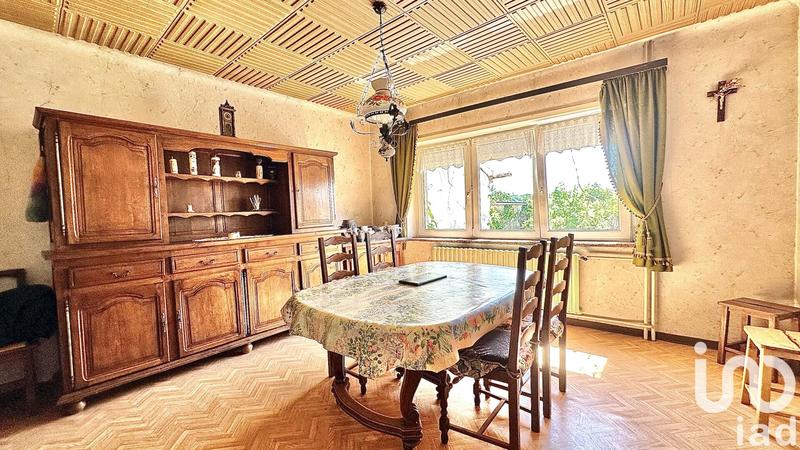 Maison - 207 m² - 5 pièces