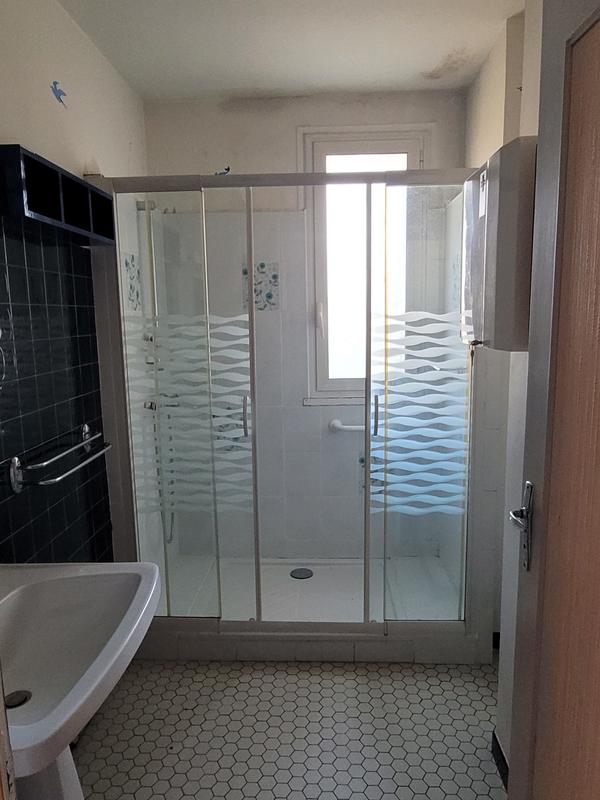 Maison - 99 m² - 5 pièces