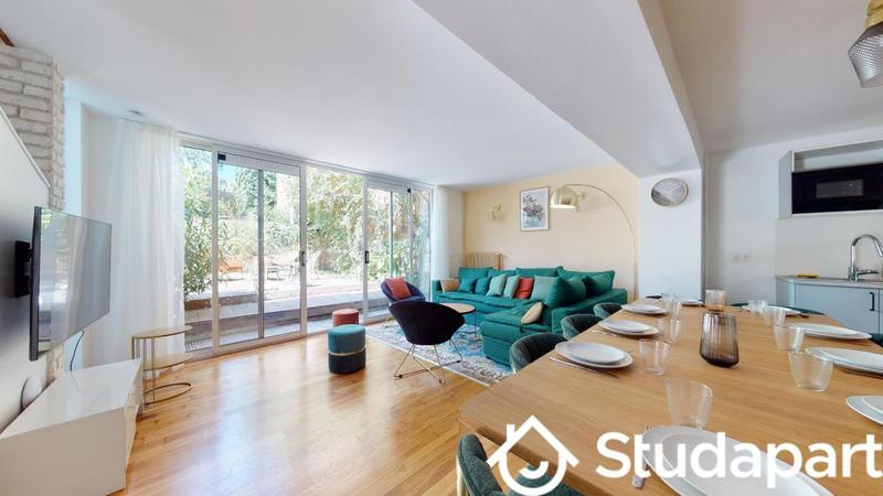 Chambre - 9 m² - 1 pièce