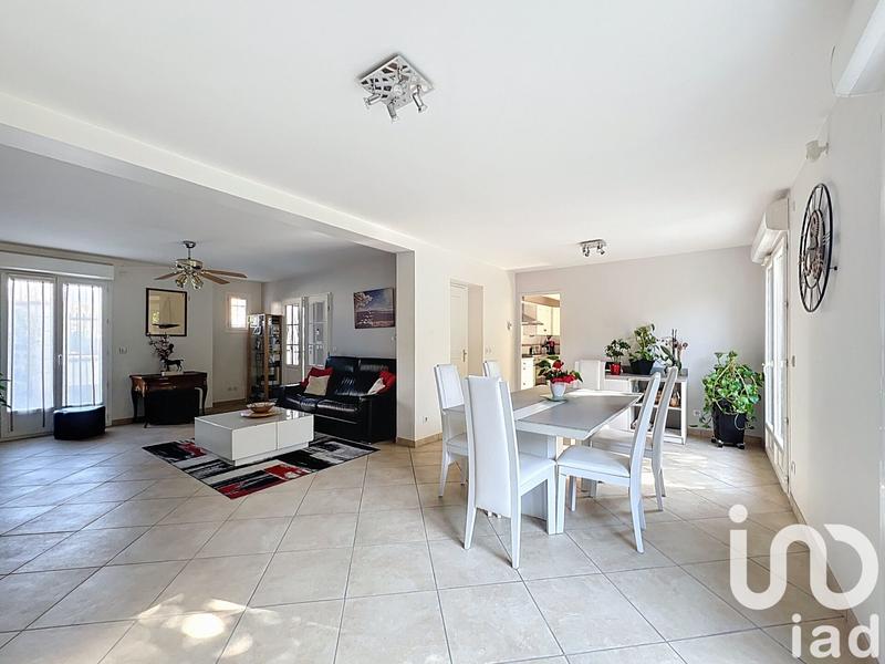 Maison - 167 m² - 8 pièces