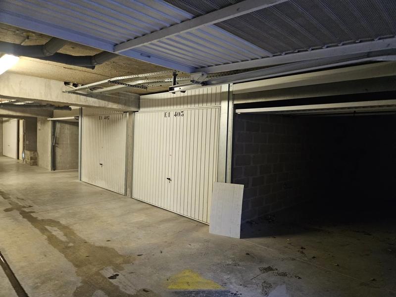 Parking / Garage - 15 m²