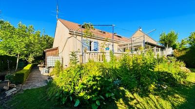 Maison - 110 m² - 6 pièces