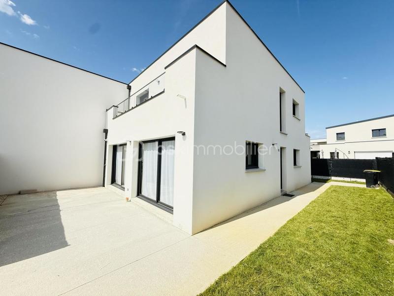 Maison - 124 m² - 6 pièces